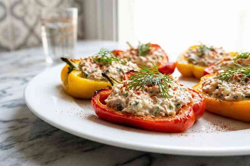 High protein low calorie meal tuna stuffed bell peppers with paprika