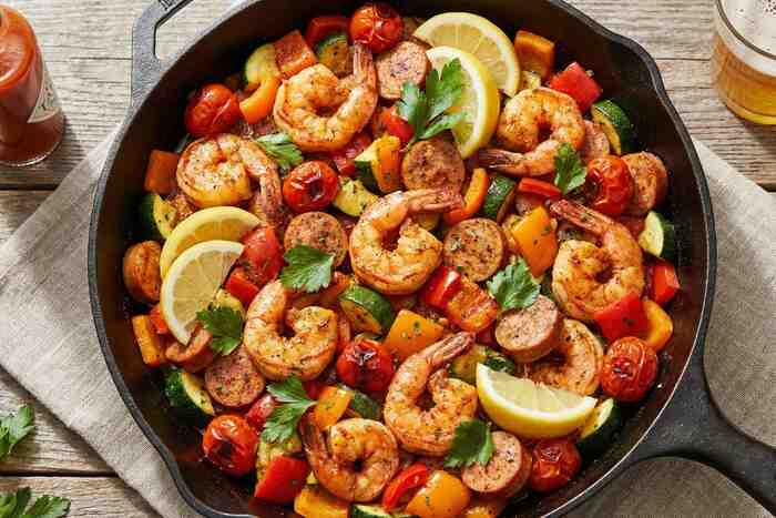 Cajun shrimp and sausage skillet with vegetables, spicy 20 minute dinner