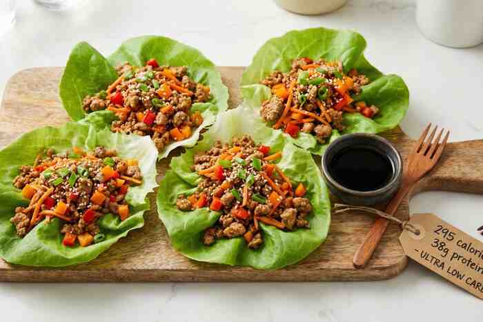 Turkey and vegetable lettuce wraps, 295 calorie low-carb weight loss dinner